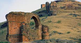 Vista del Castillo de Alcaraz.