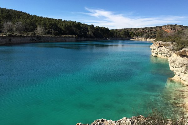 Laguna en El Basllestero.