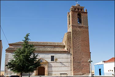 Iglesia en Blasconuño de Matacabras.