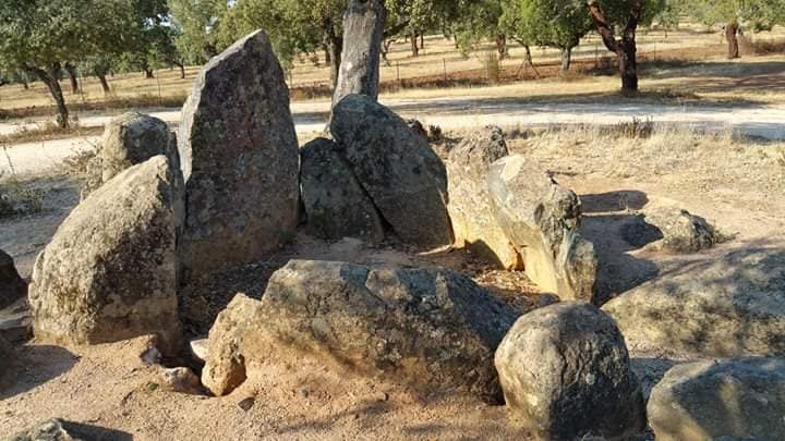 Dolmen en Carmonita.