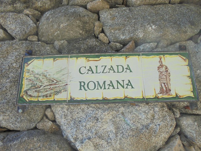 Calzada Romana en Cuevas del Valle.