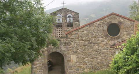 Iglesia en Parrés.