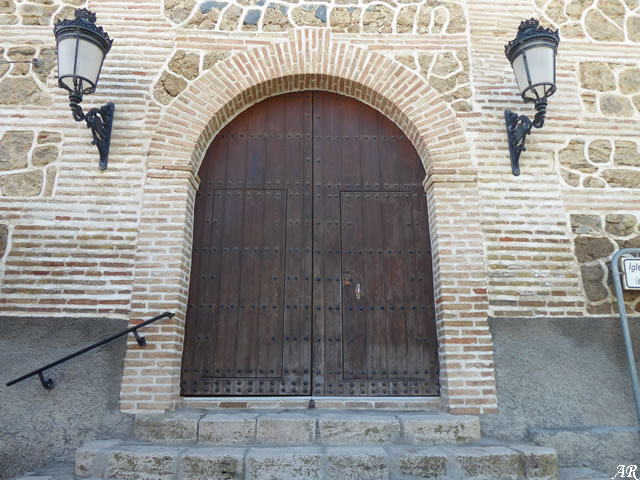 Iglesia en Rágol.