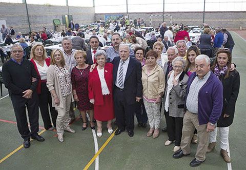 Fiesta de los mayores en Ribera de Arriba.