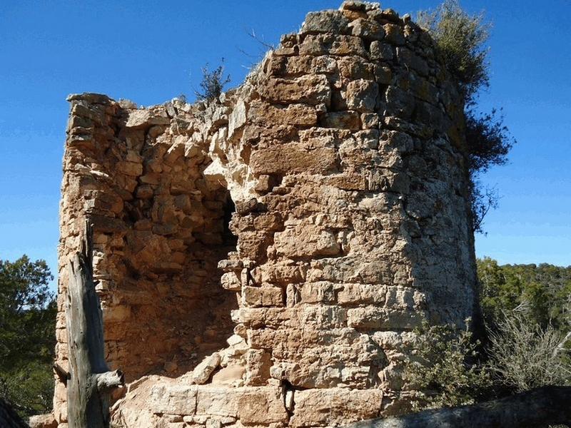 Castillo en Fontrubí.